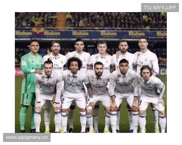 本泽马 vs 贝尔:战术角色与比赛影响力差异解析 本泽马 vs 贝尔:战术角色与比赛影响力差异解析