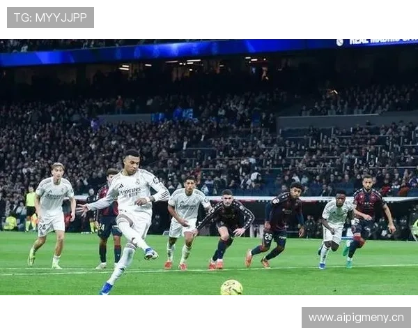 皇马中场断层问题逐步显现,当前赛季残阵是否能稳住比赛局面 皇马中场断层问题逐步显现,当前赛季残阵是否能稳住比赛局面