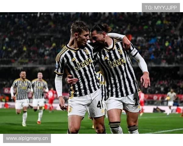 尤文图斯豪门地位动摇,战术混乱与管理层分歧加剧赛季危机 尤文图斯豪门地位动摇,战术混乱与管理层分歧加剧赛季危机