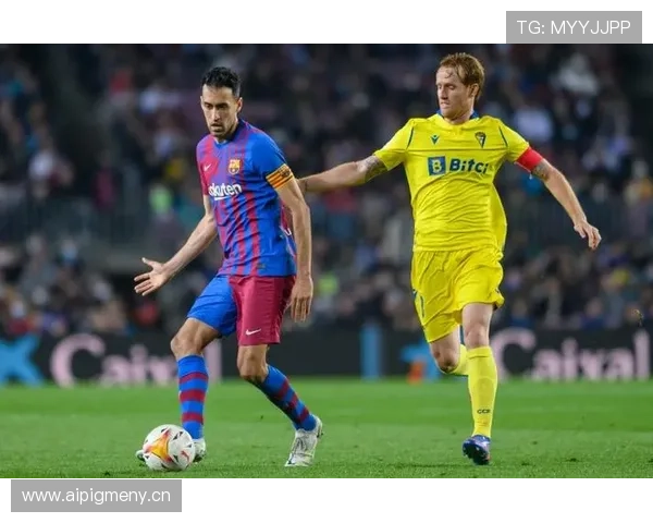 琼阿梅尼 vs 布斯克茨：后腰位置理解与战术执行差异