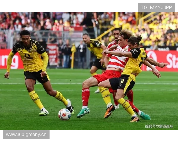 多特蒙德防线一再崩盘,问题真出在防守吗? 多特蒙德防线一再崩盘,问题真出在防守吗?